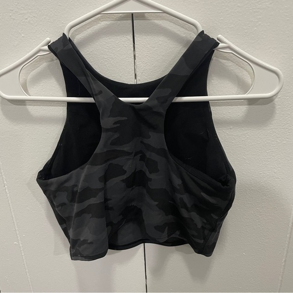 Athleta Grey Camo Conscious Crop Printed A - C - Picture 4 of 8